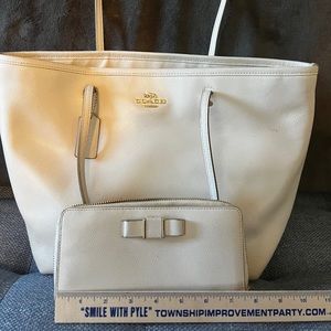 White Coach purse with wallet